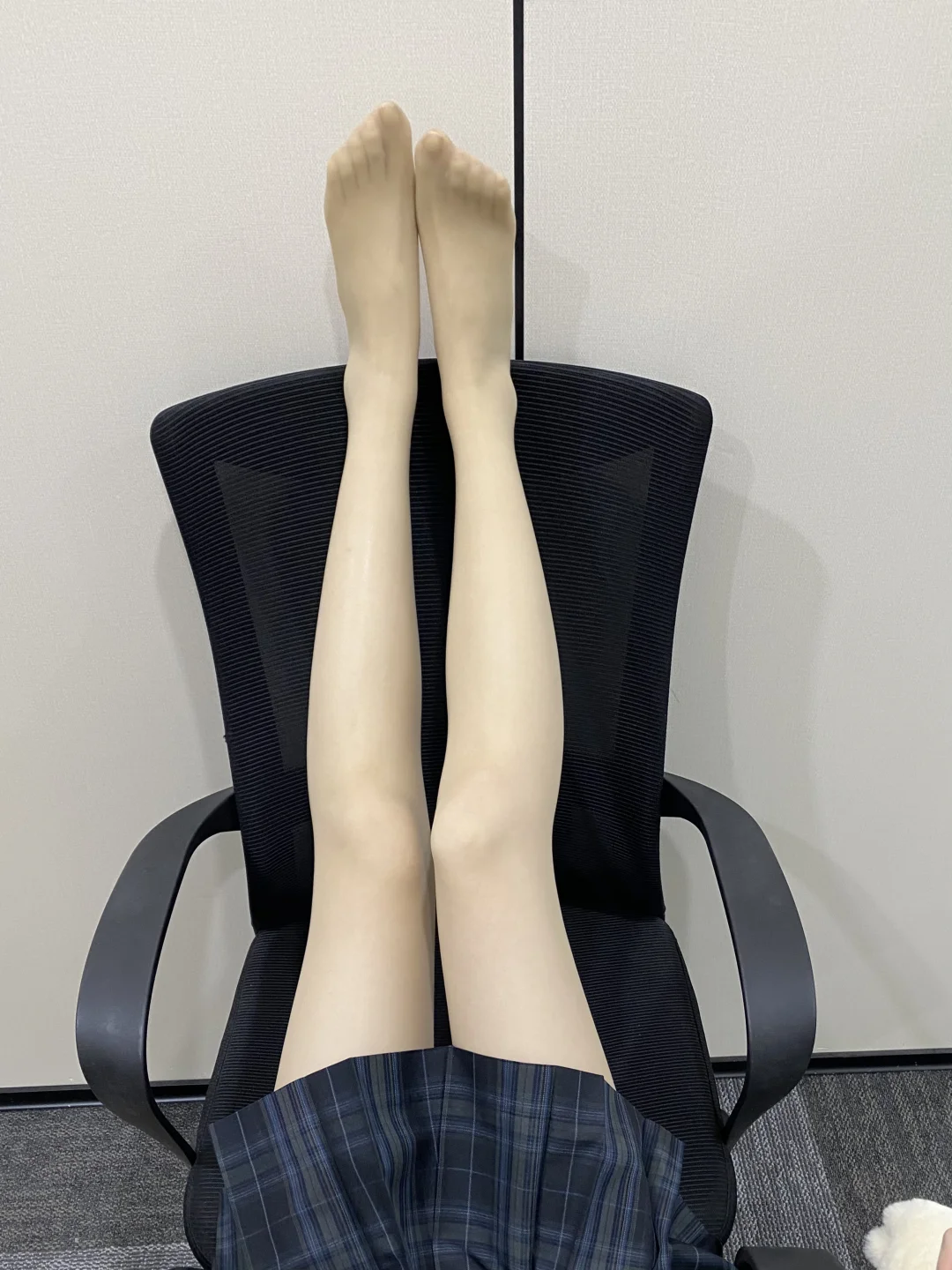 实况直出!分享好看的丝袜穿搭🌠~