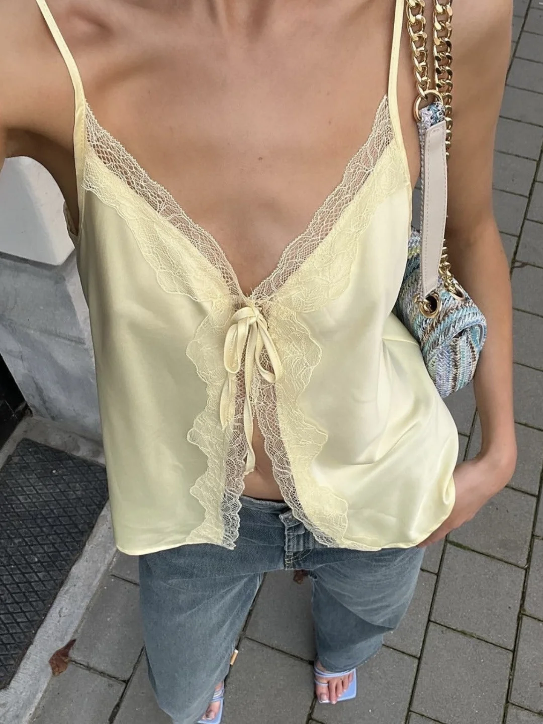 跟着博主学穿搭|蕾丝是可以直抵浪漫的