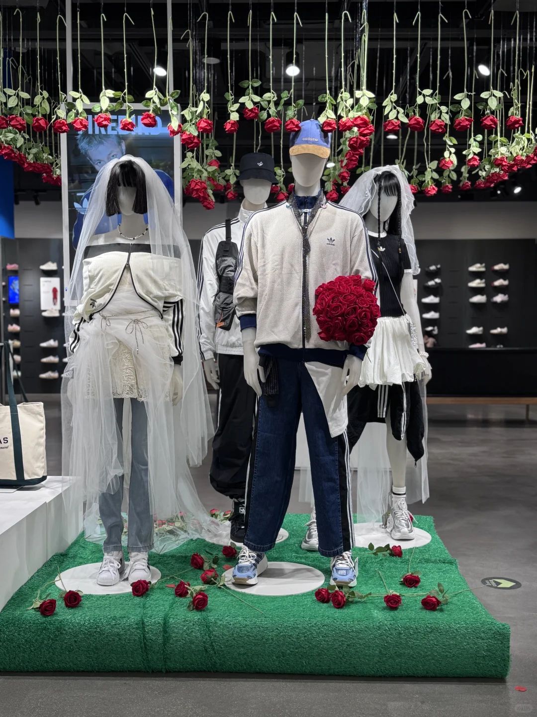 七夕在大庆萨尔图万达阿迪邂逅浪漫运动风