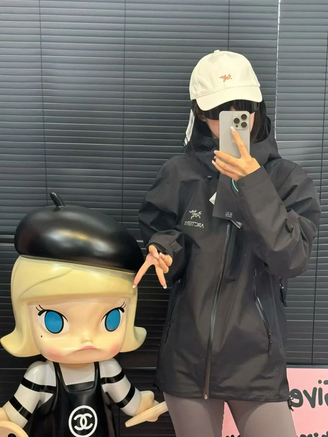 这几个颜色的冲锋衣一个比一个绝，太好看了