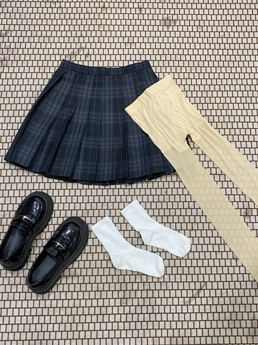 实况直出!分享好看的丝袜穿搭🌠~