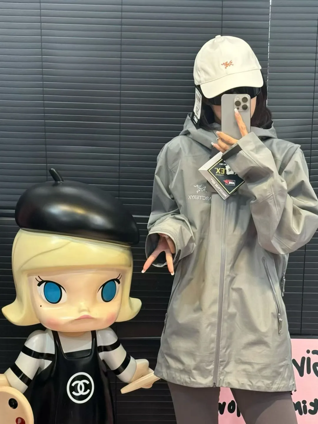 这几个颜色的冲锋衣一个比一个绝,太好看了