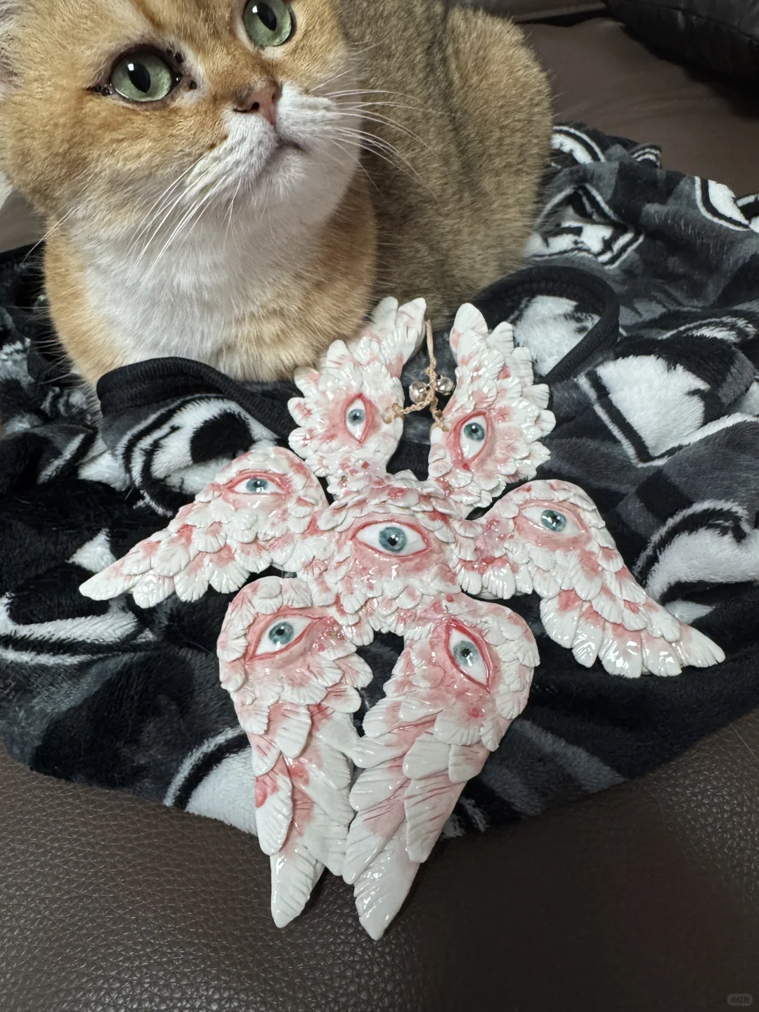 买到了旧约圣经描述中的的炽天使挂件