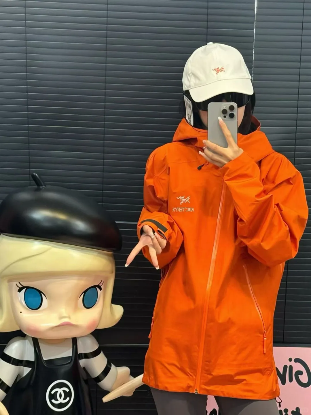 这几个颜色的冲锋衣一个比一个绝,太好看了