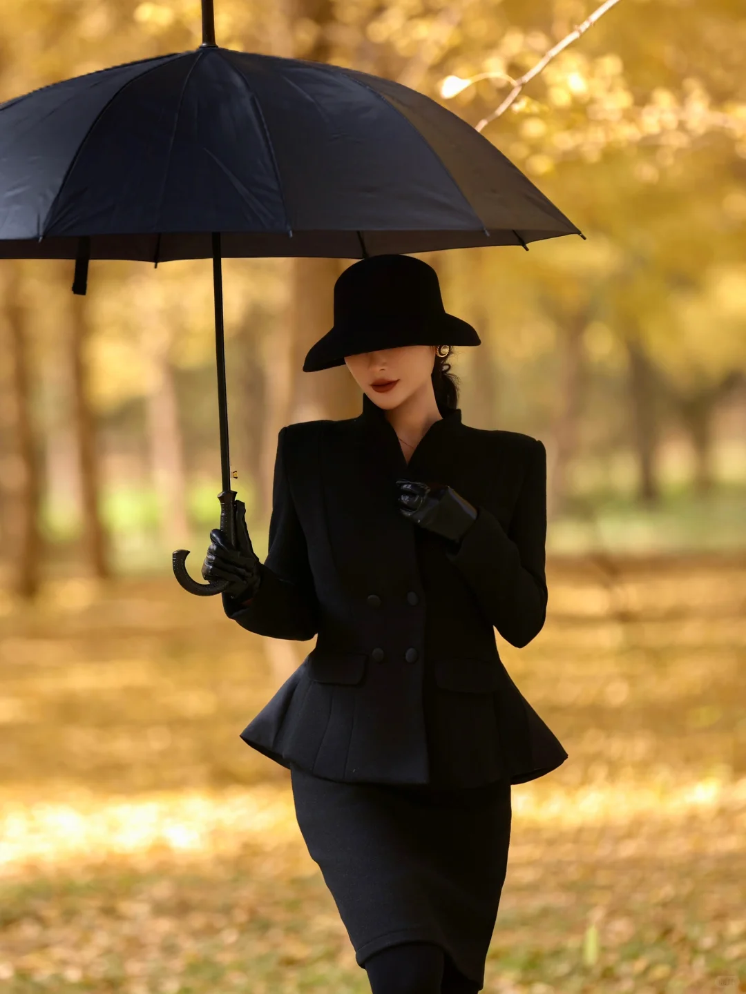 赫本风🖤:优雅是唯一不褪色的风