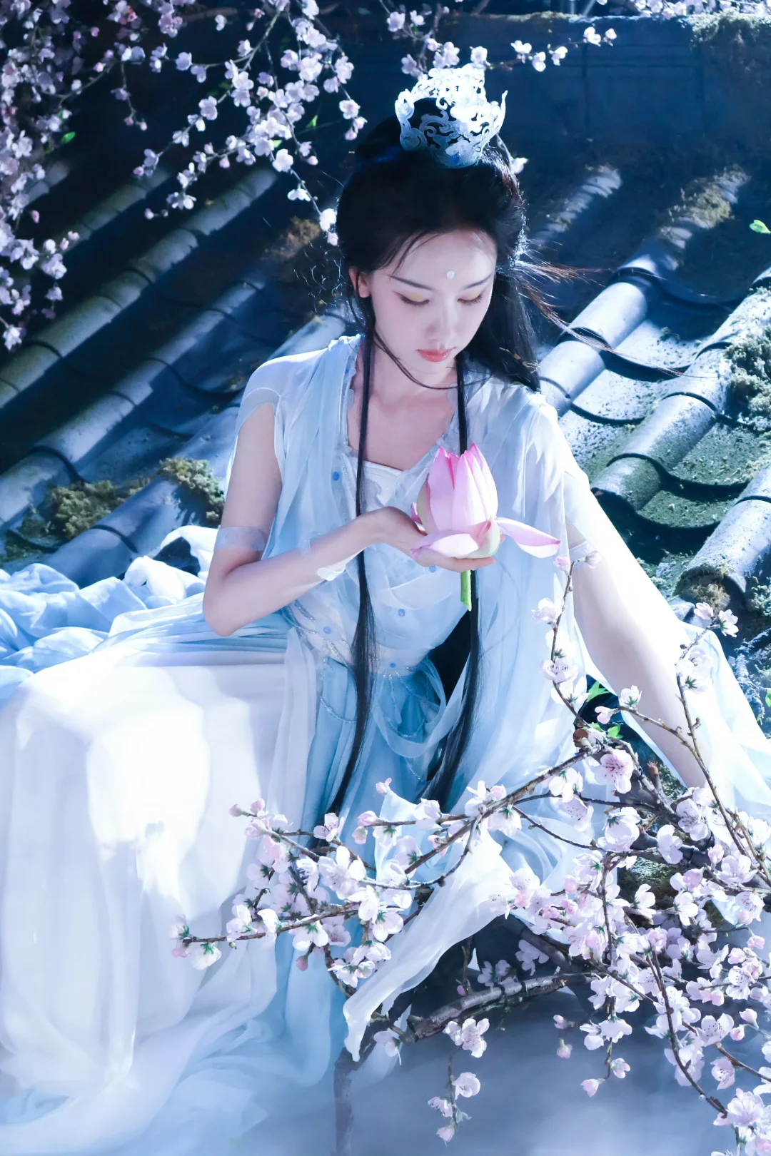 陈都灵的这组玉面观音写真绝啦!