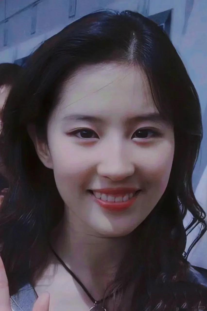中医大神改变脸型的诀窍，谁知道谁美