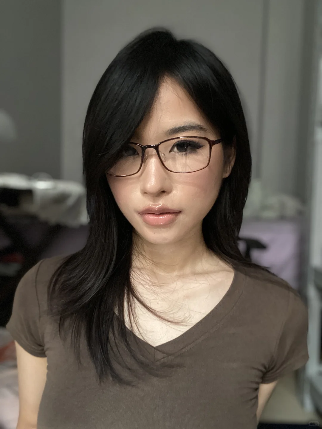 熟女眼镜妆…