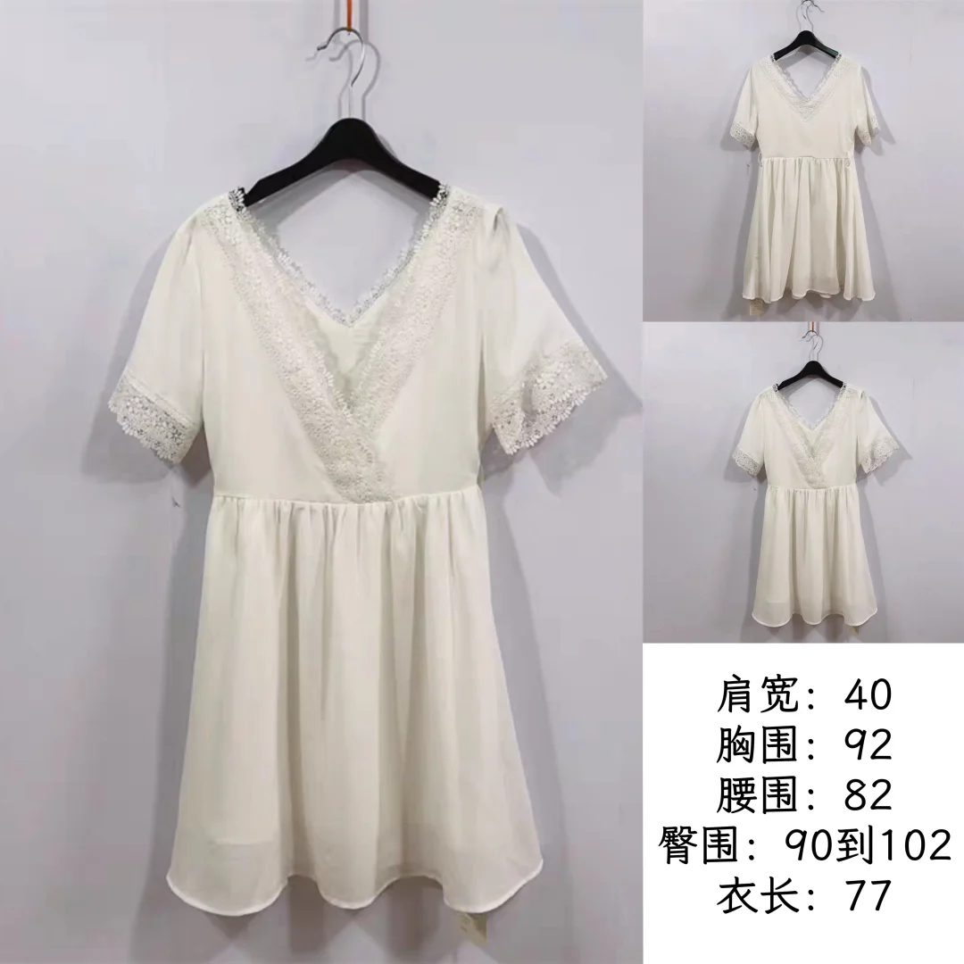 12r反季捡漏温柔系白月光V领蕾丝连衣裙