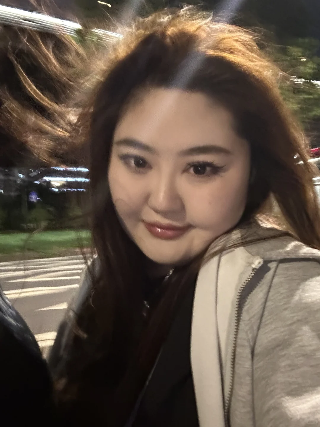 脸大是为了放大美貌