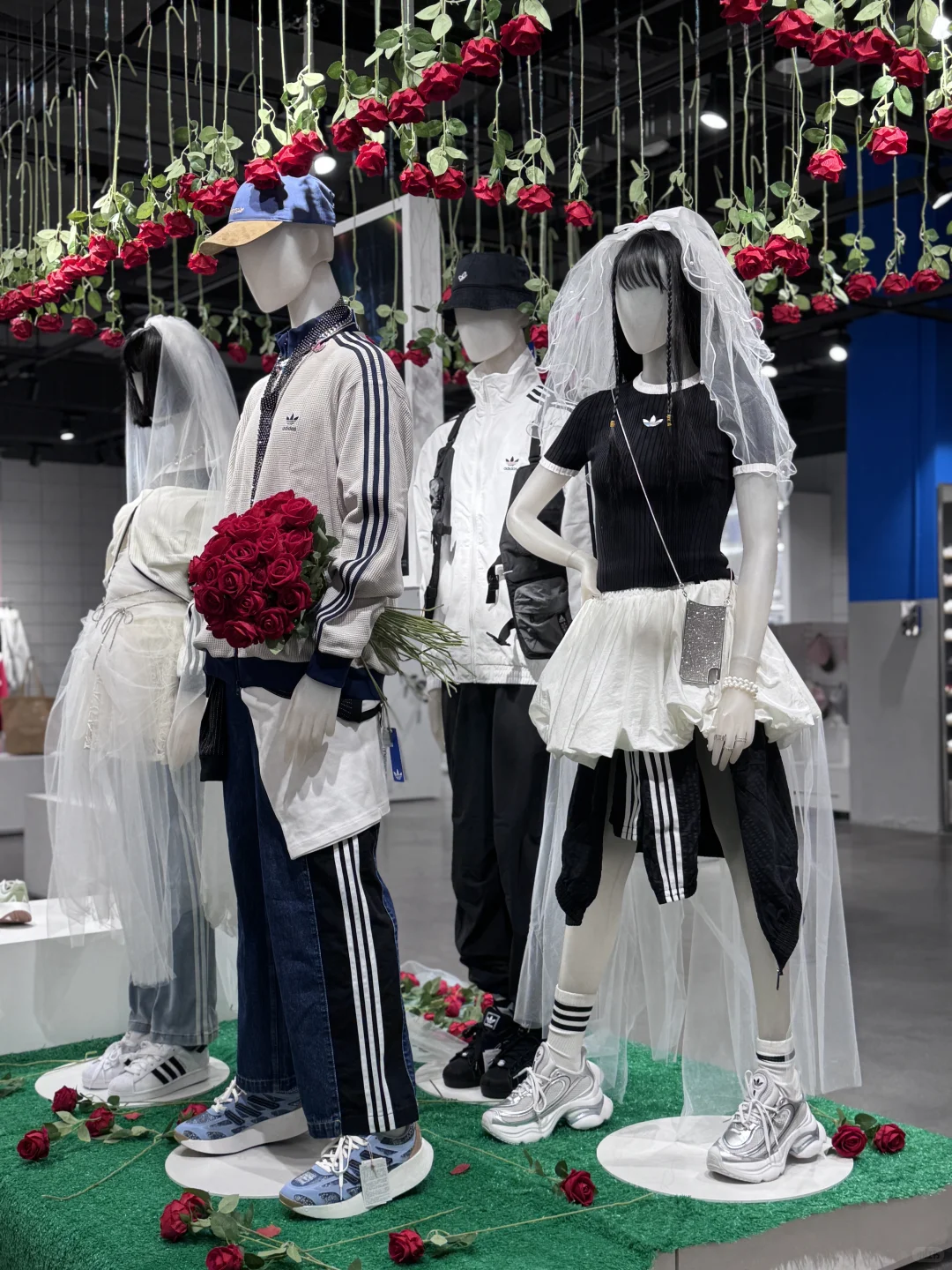 七夕在大庆萨尔图万达阿迪邂逅浪漫运动风