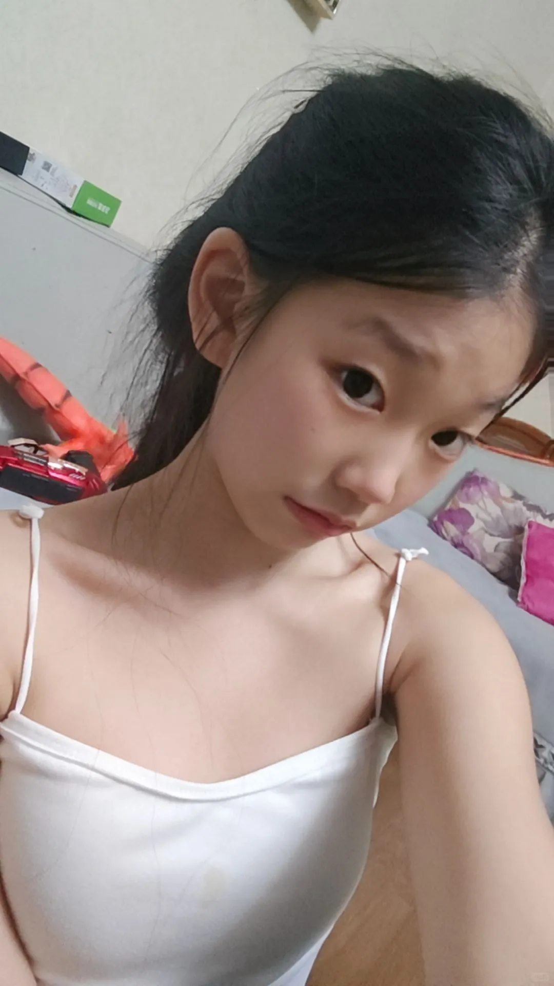 爱上了自己现在的颜值☁️是谁的白月光🌝