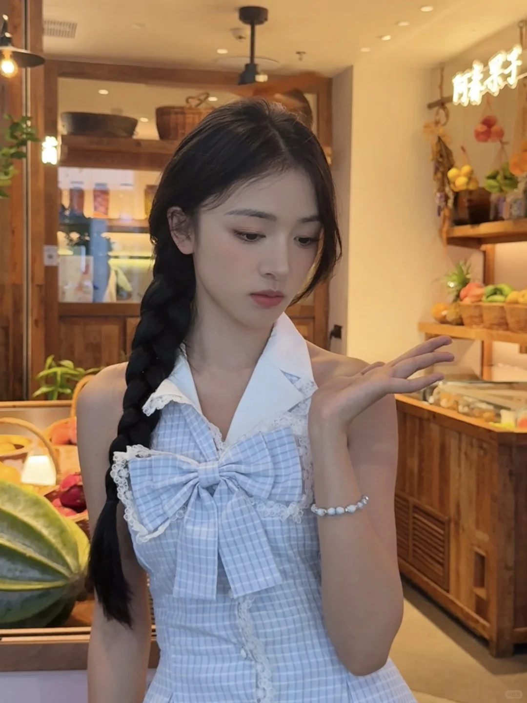 今天的水果女孩是葡萄小姐🍇