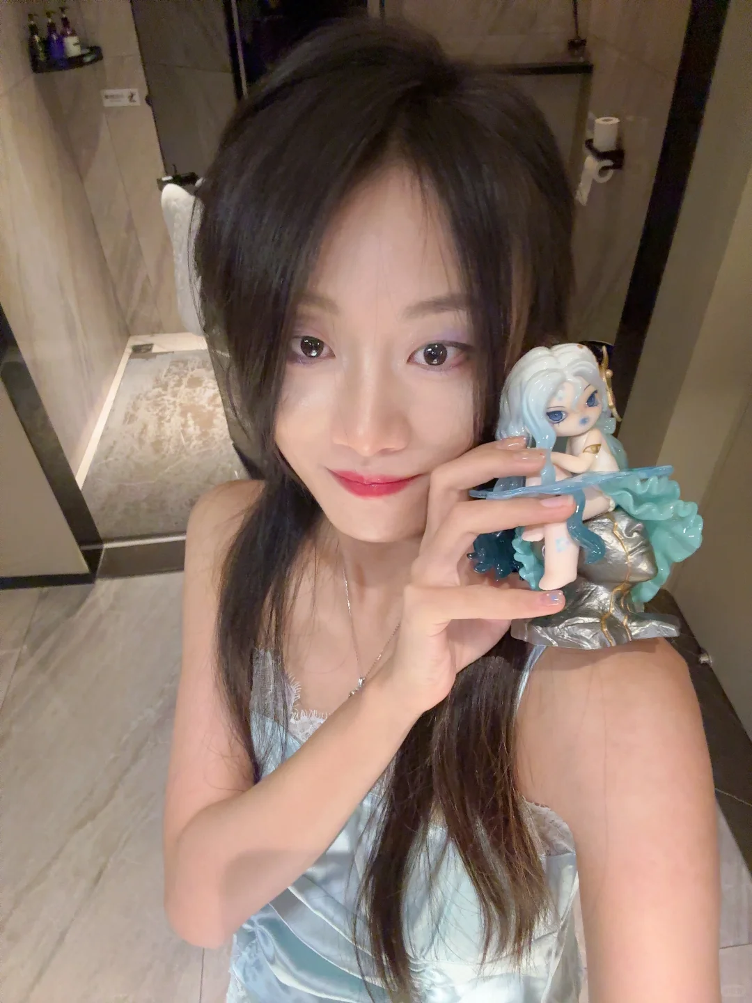 爱我的新口红！经济上行时期的魅惑鲜嫩色
