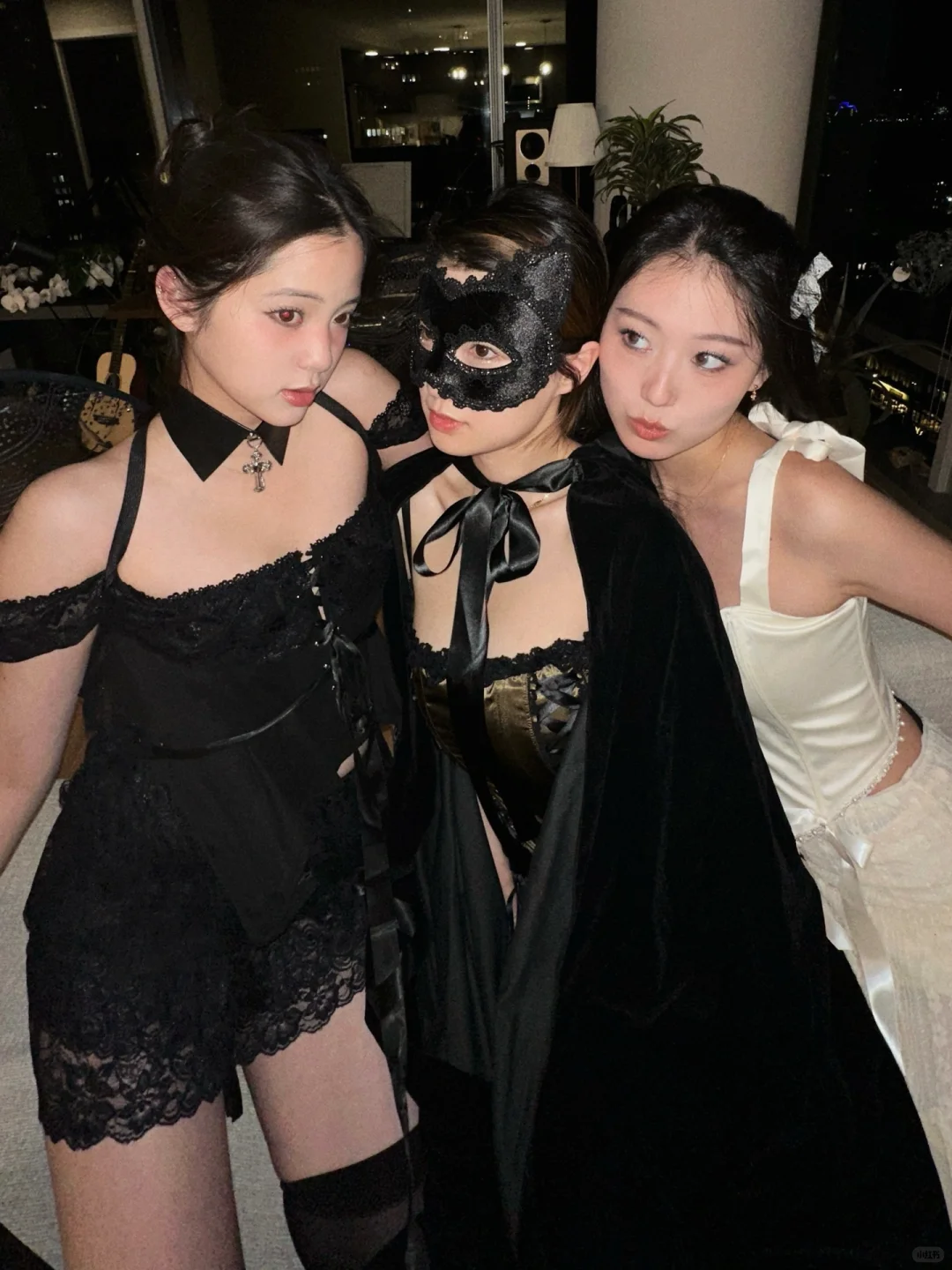 Nabi 万圣节呜੯‧̀͡⬮\ 🎃🪽