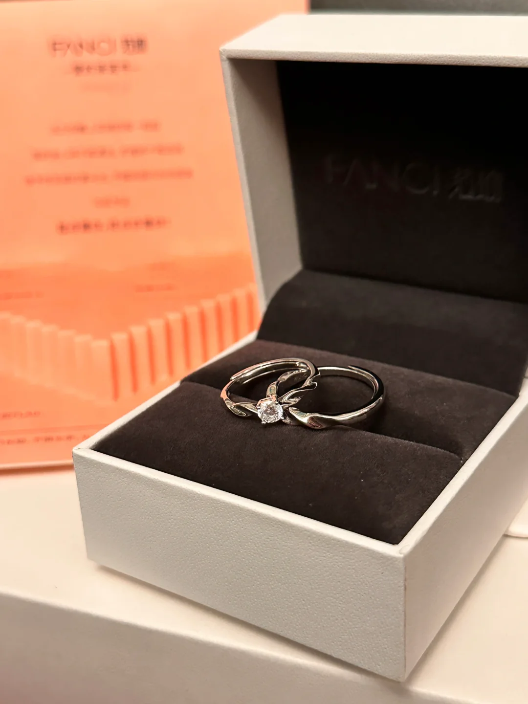 不露脸情侣照超有氛围感💍