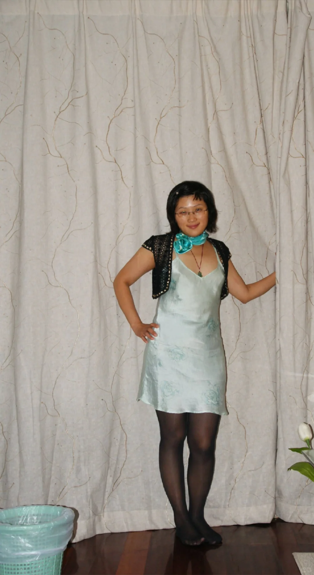 老照片，回顾气质美丽反差熟女(50/300）