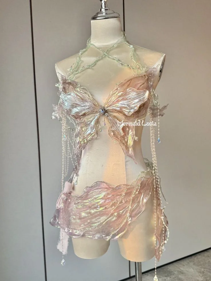 美人鱼去开演唱会穿哪套好呢?