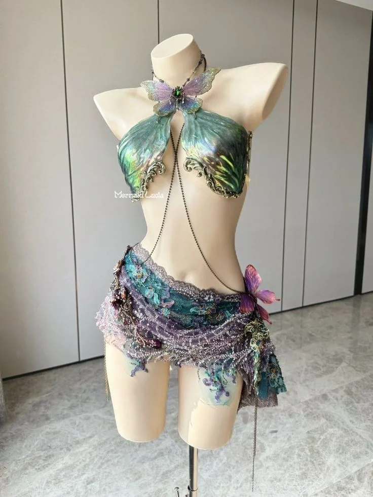 美人鱼去开演唱会穿哪套好呢?