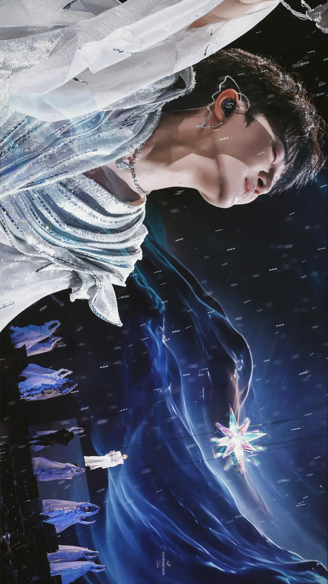 “我们都是来自于一次宇宙大爆炸”