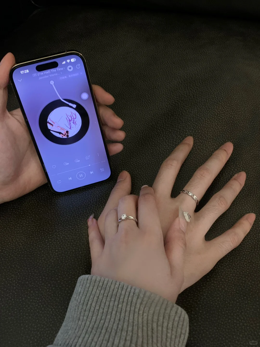 不露脸情侣照超有氛围感💍