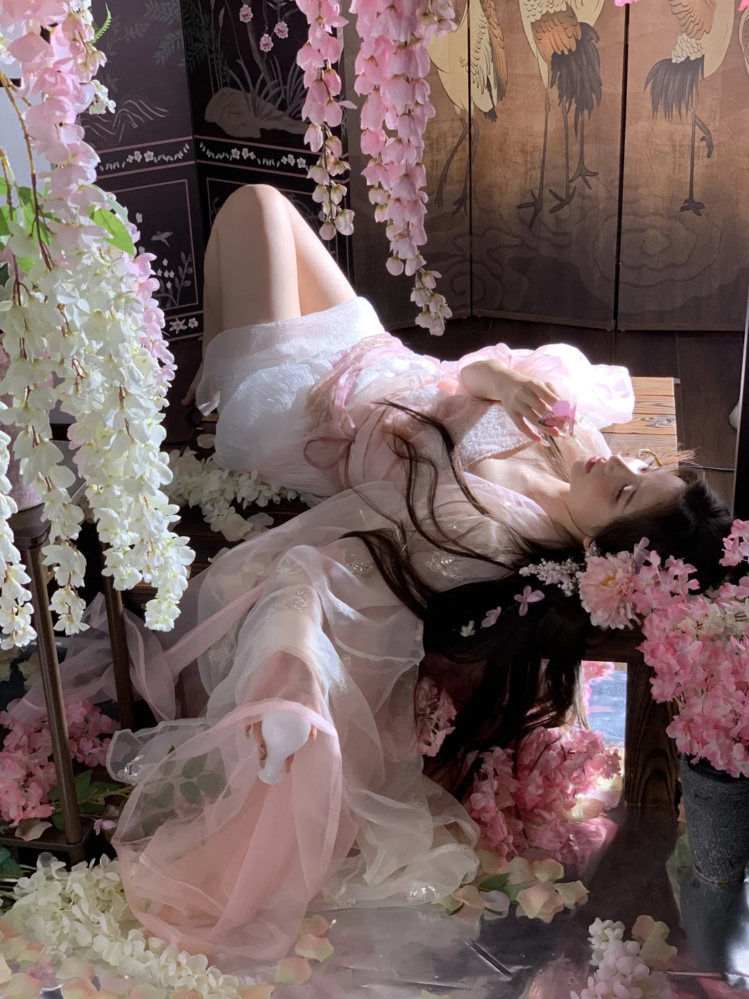 live🌸|“粉裳裁云楼,珠绣缀琼枝”