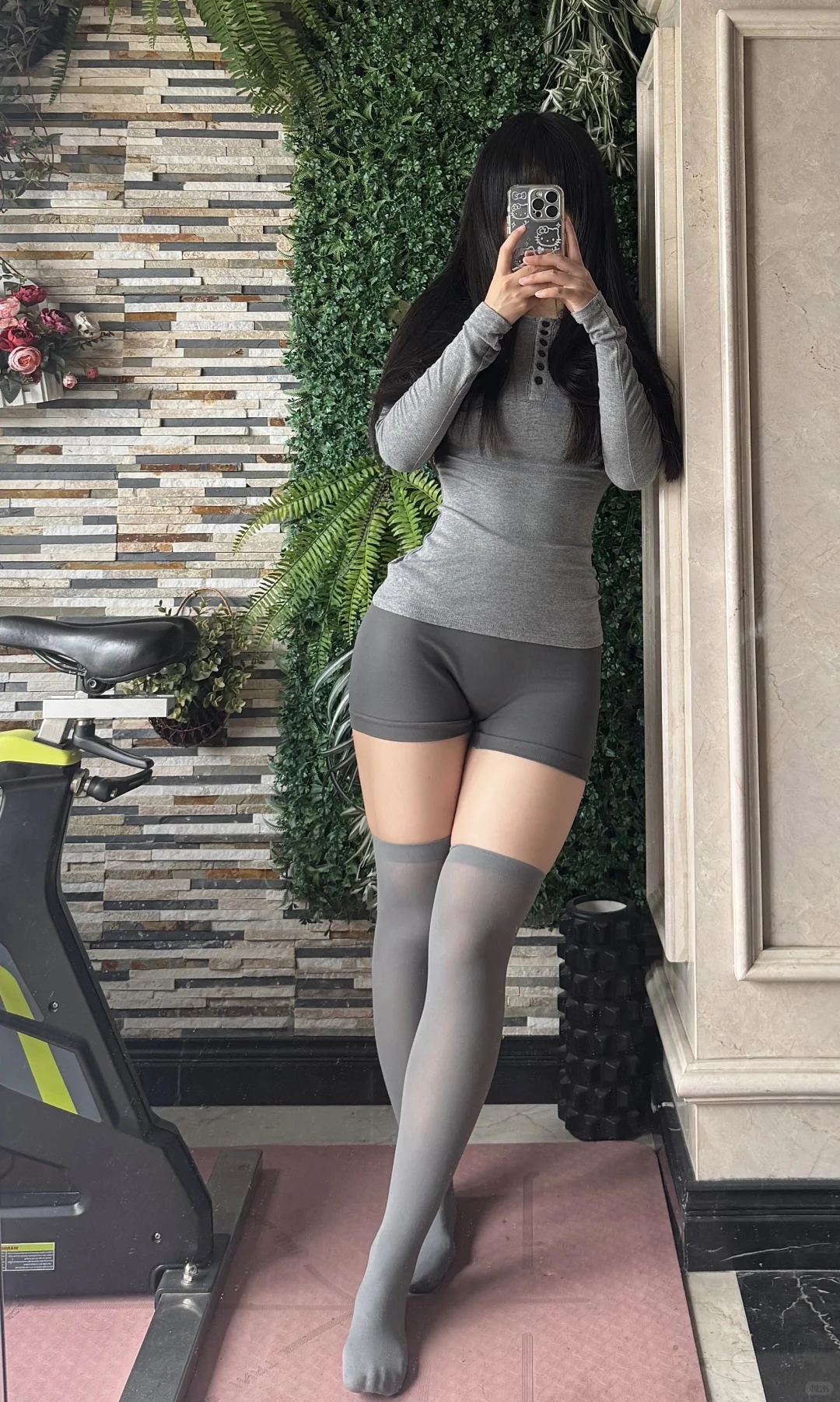 占有欲犯了 现在在干什么 拍照给我看