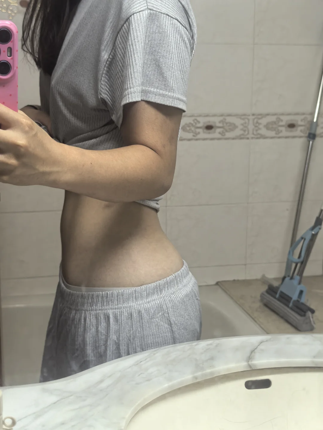 这样的腰臀比要练多久啊！