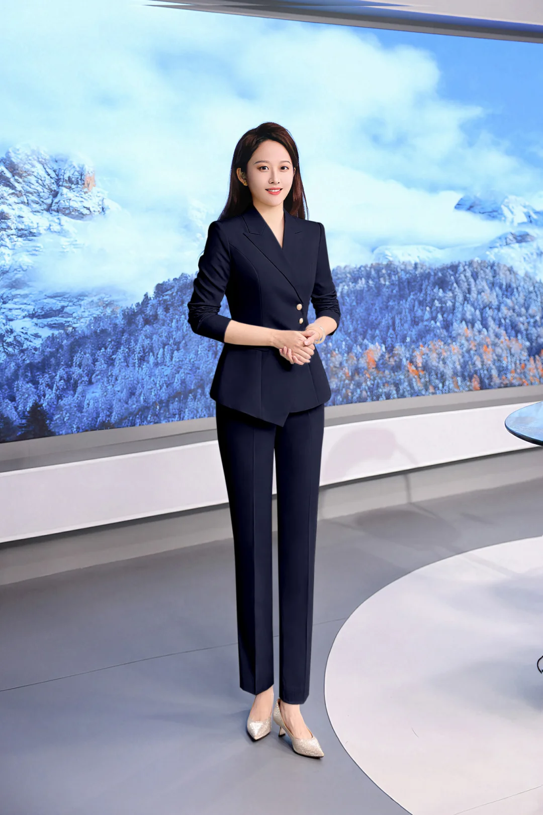 藏青色商务西装👔女神范必备