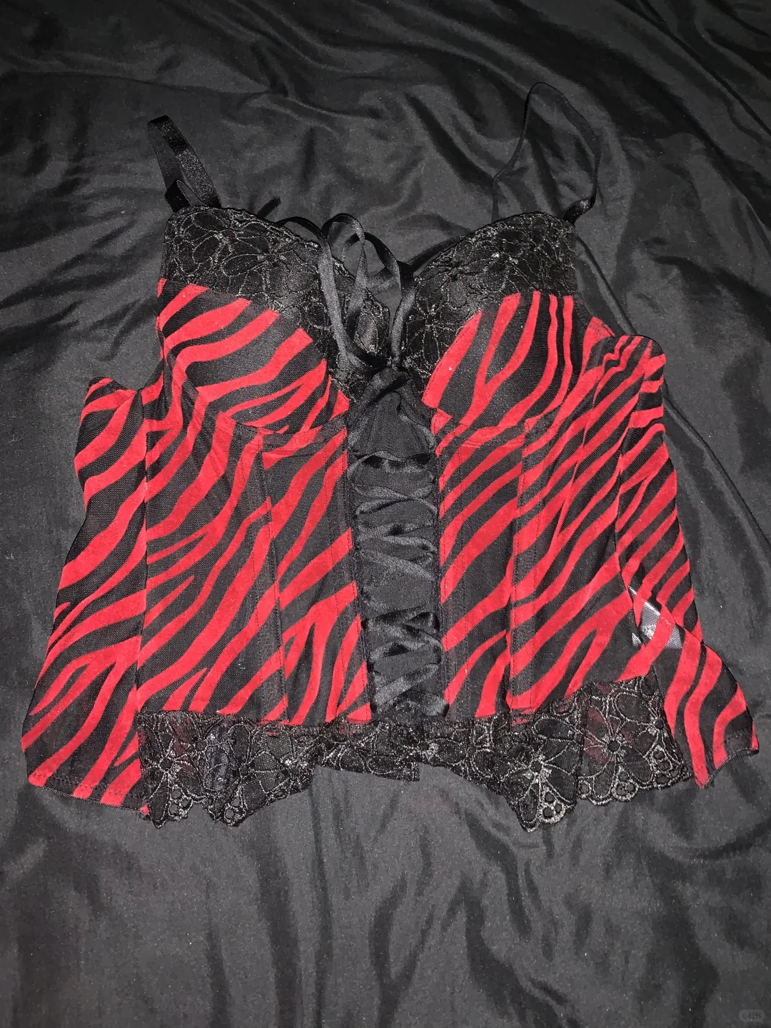 29🥬出红色斑马纹胸衣