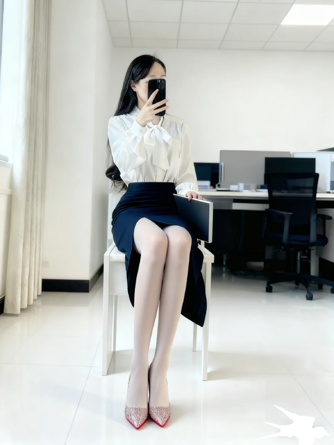 老师穿搭丨体制内丨白丝丨红底高跟鞋