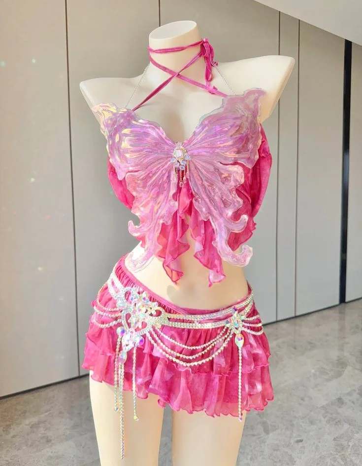 美人鱼去开演唱会穿哪套好呢？