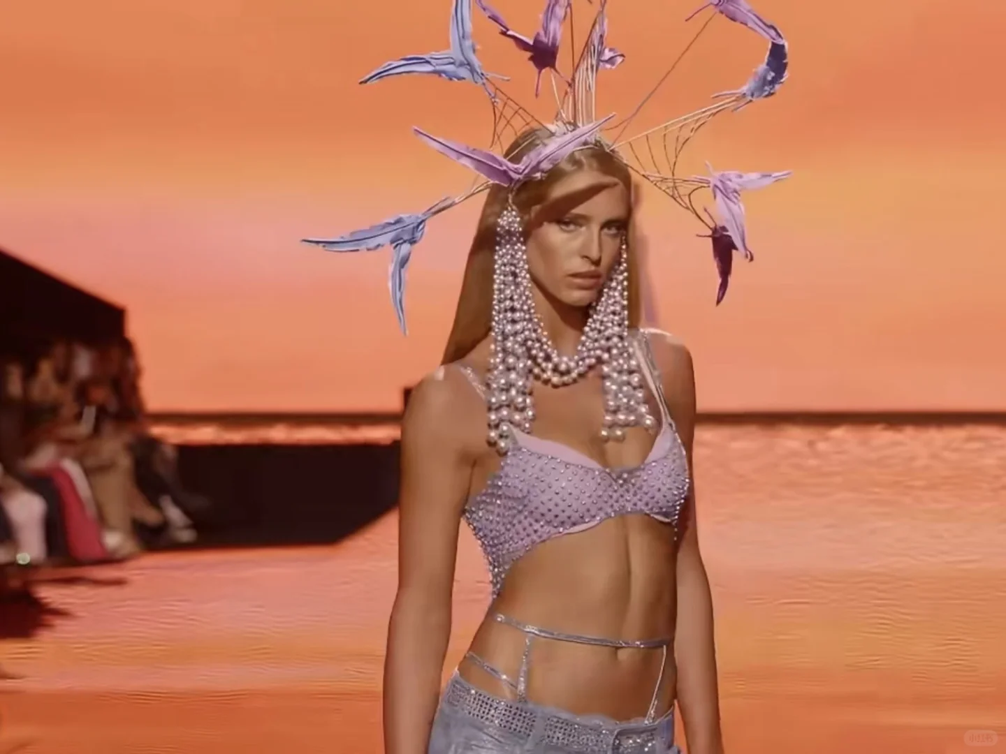 刘雯9登维密!这波太顶