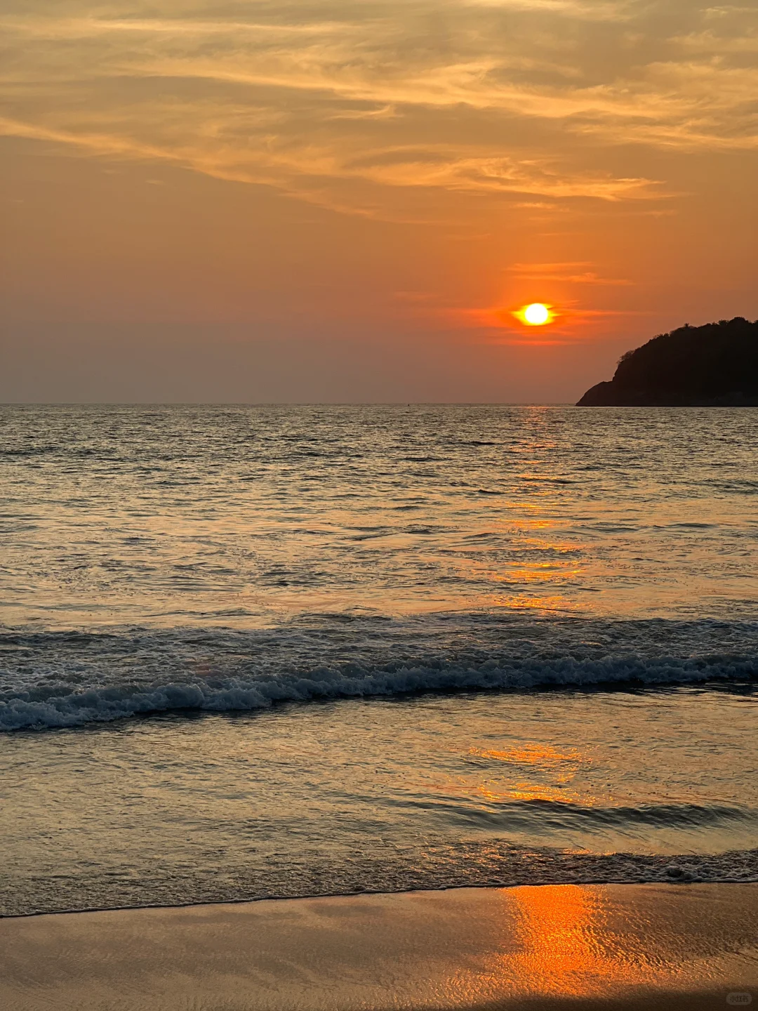 日落海边要穿白裙子才浪漫~