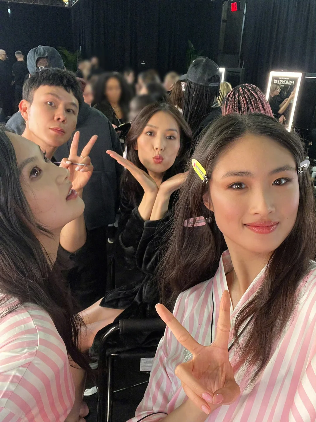 美得心脏漏一拍！三位国模亮相维密秀！