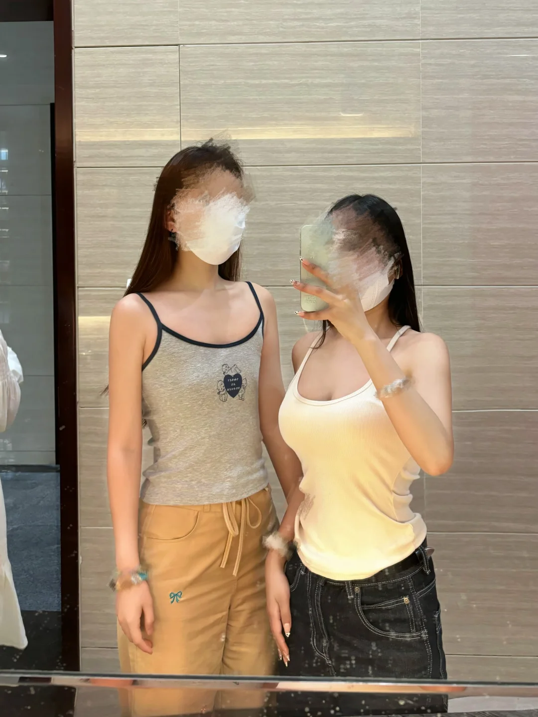 我发现是不是高个子出平胸啊