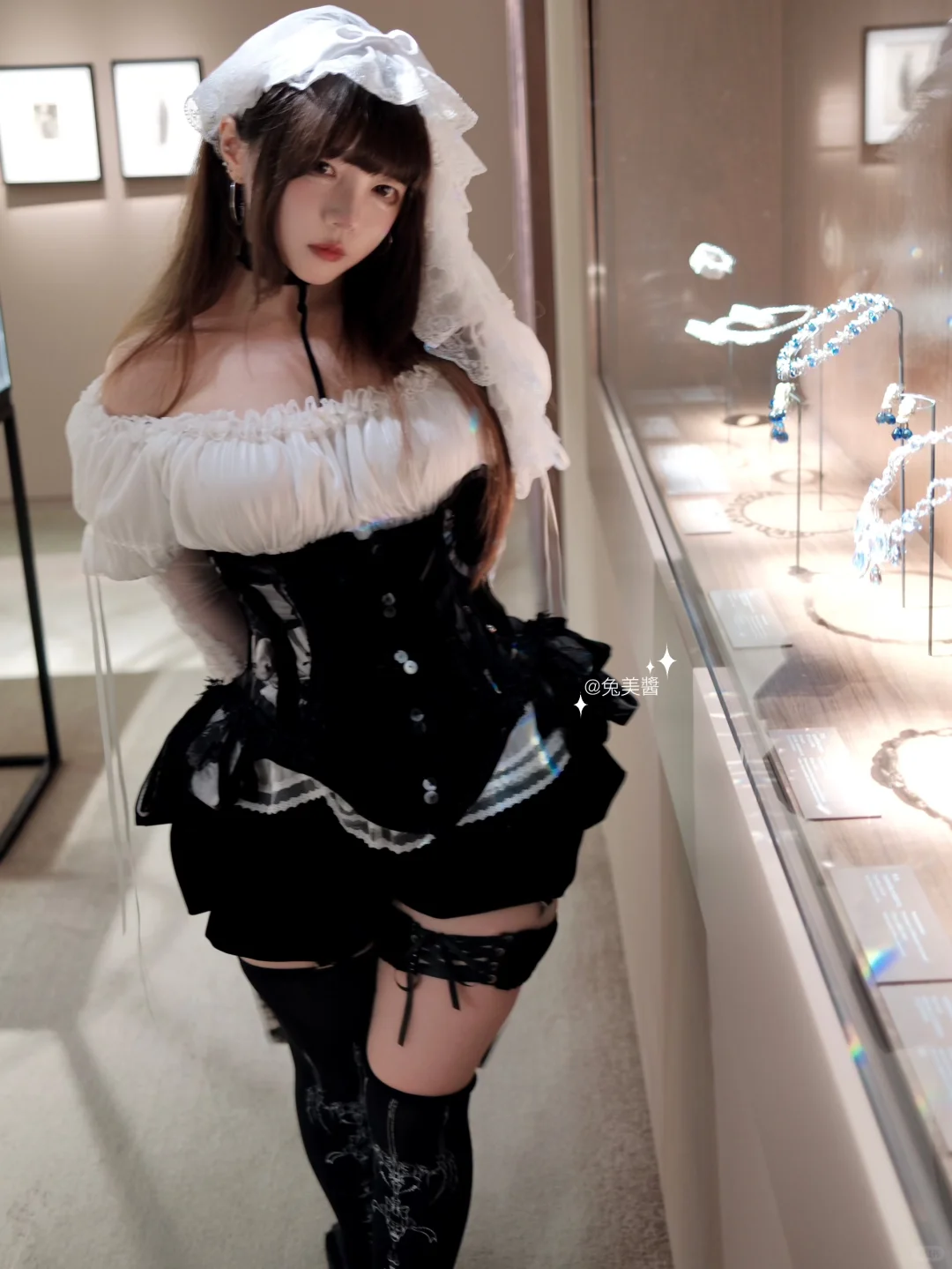 儚い天使🕯️໋̟⊹撞见了会动的人形娃娃…