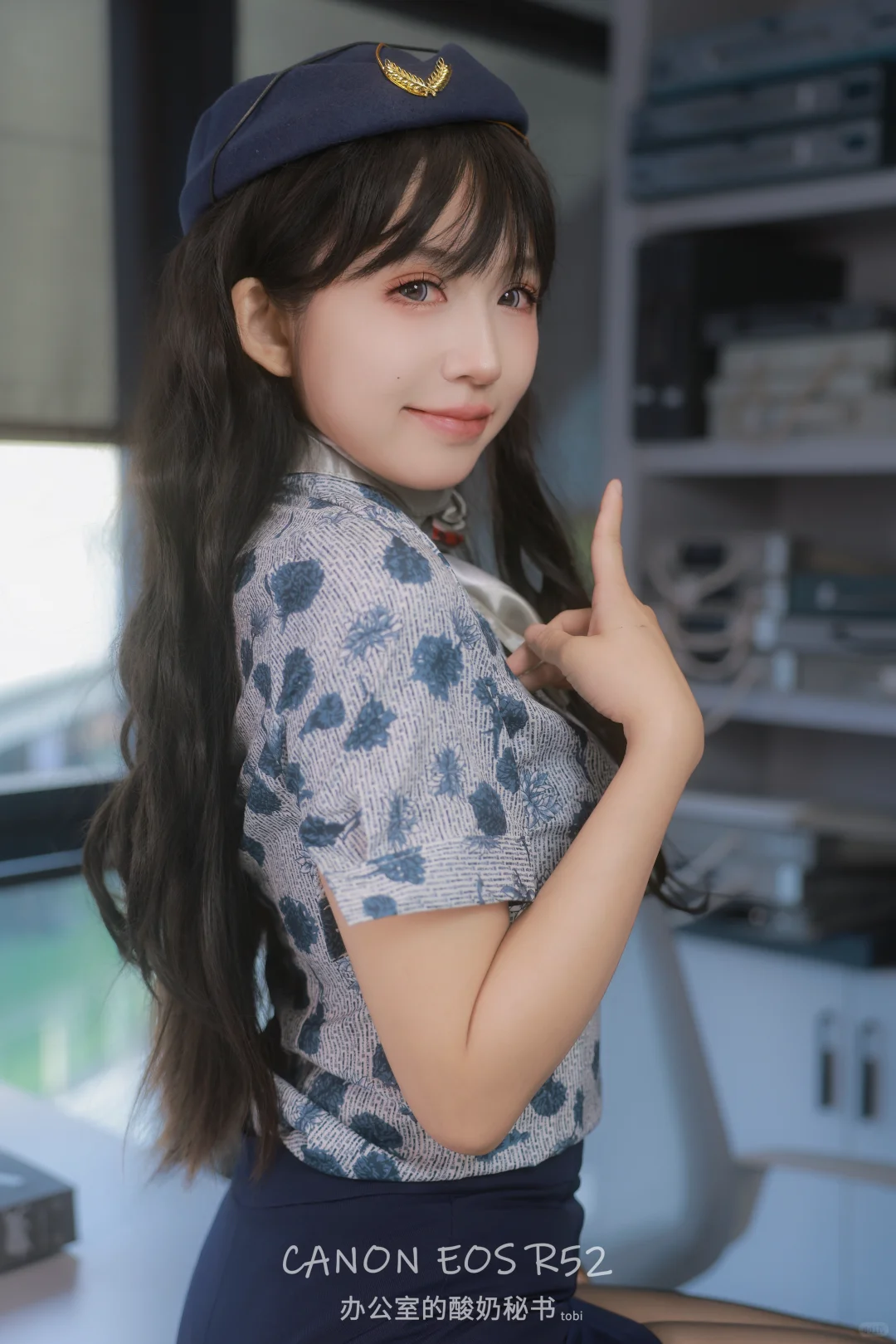 2025-69：酸奶的东航制服02