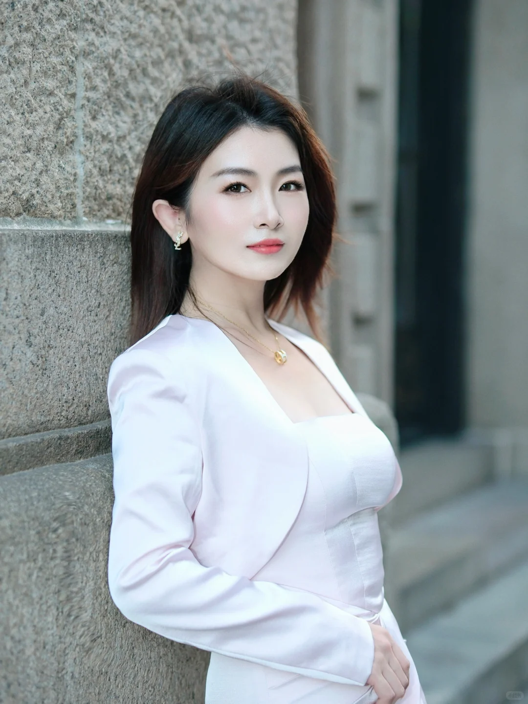 潮流online | 上海街头,这身粉裙被问疯了💕