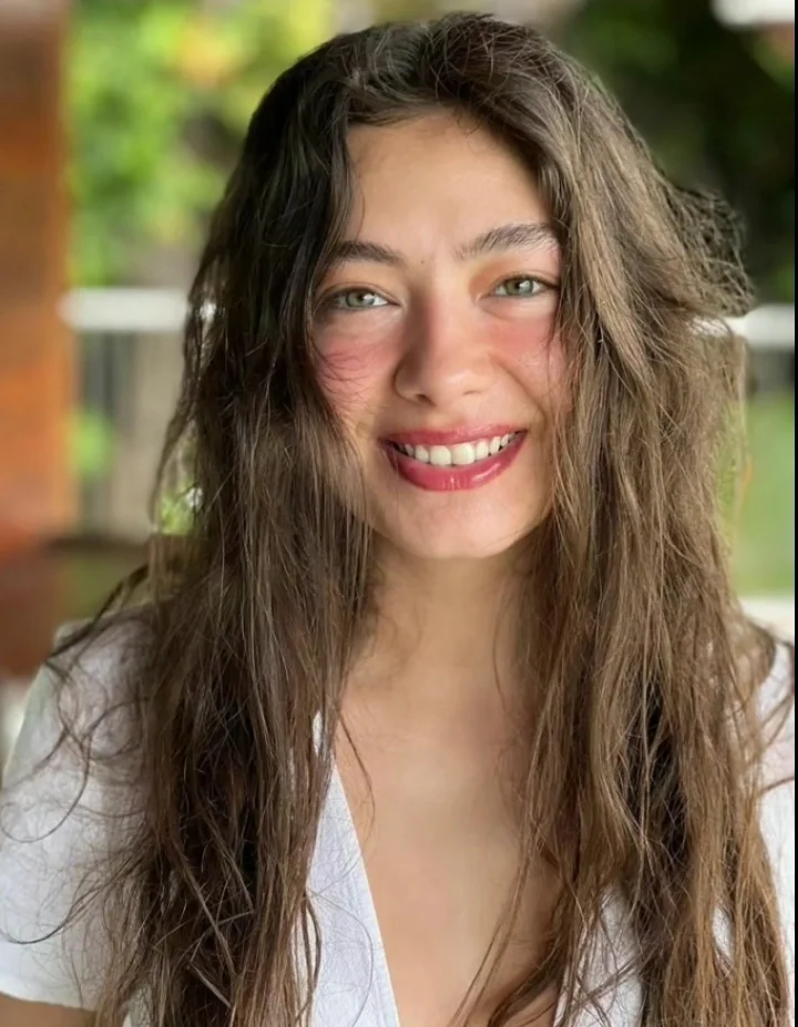 Neslihan atagül 🤍