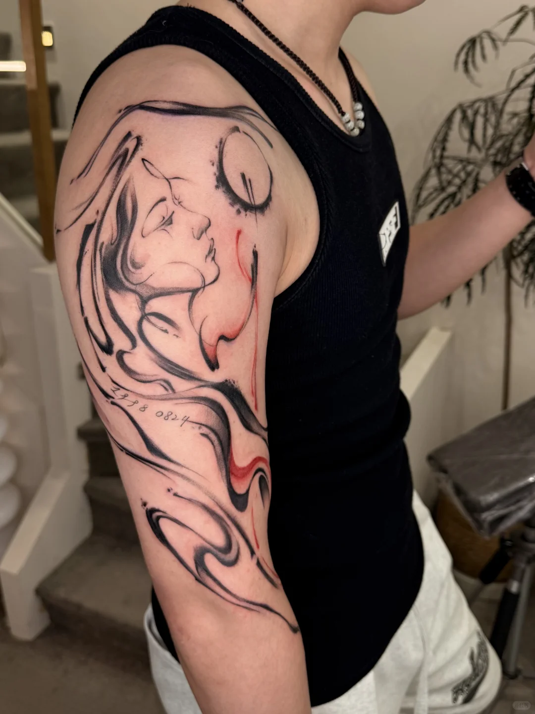 武汉纹身|意识流线条人物设计