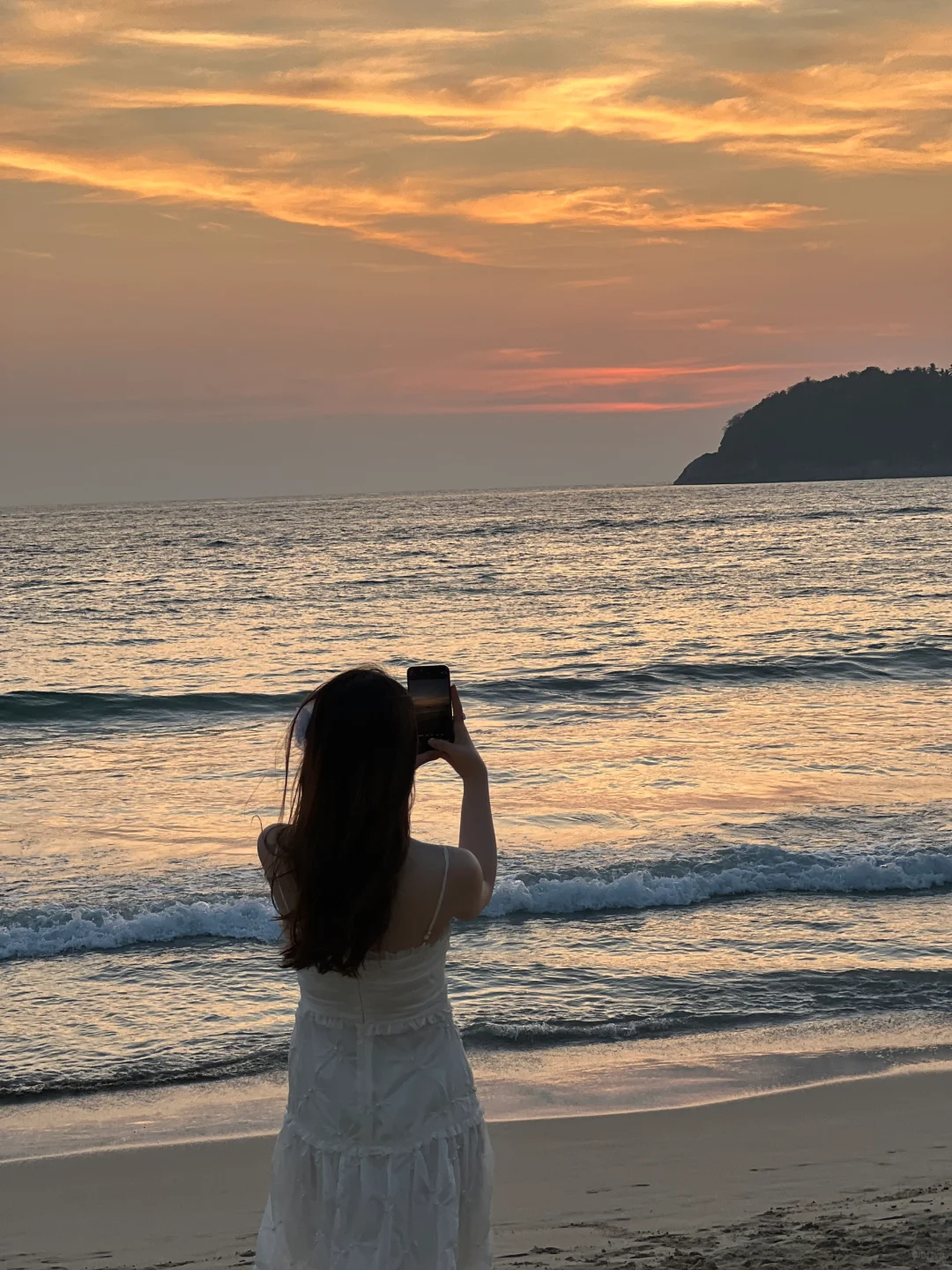 日落海边要穿白裙子才浪漫~