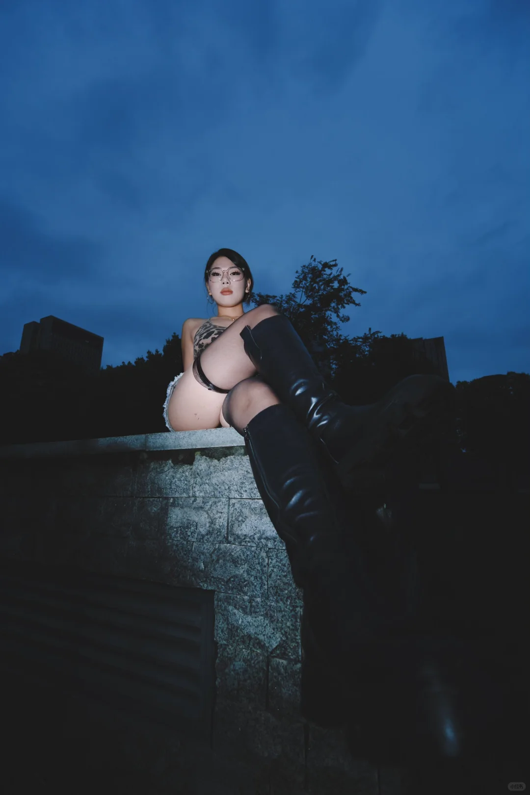 辣妹+超广角能擦出什么火花呢
