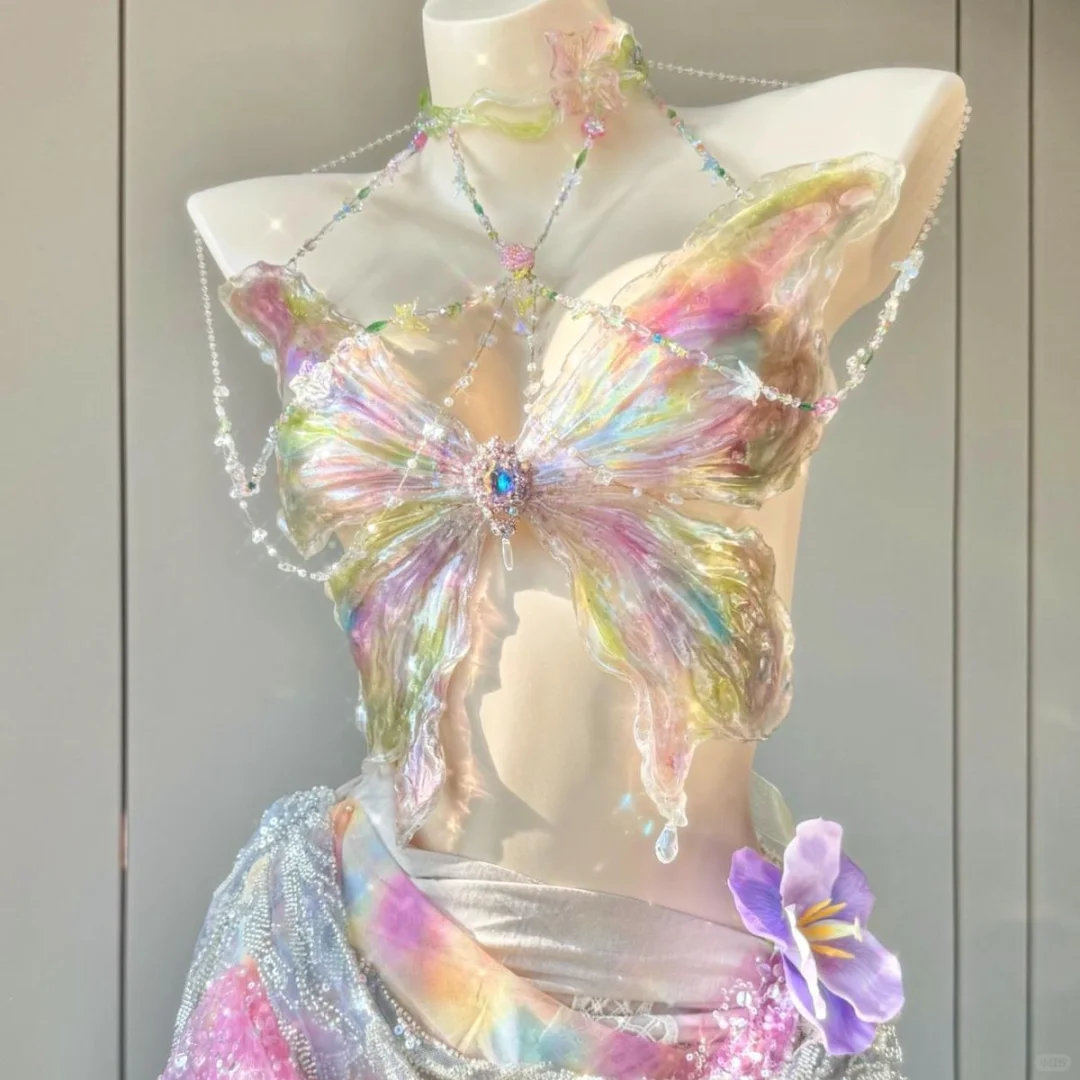 美人鱼去开演唱会穿哪套好呢?