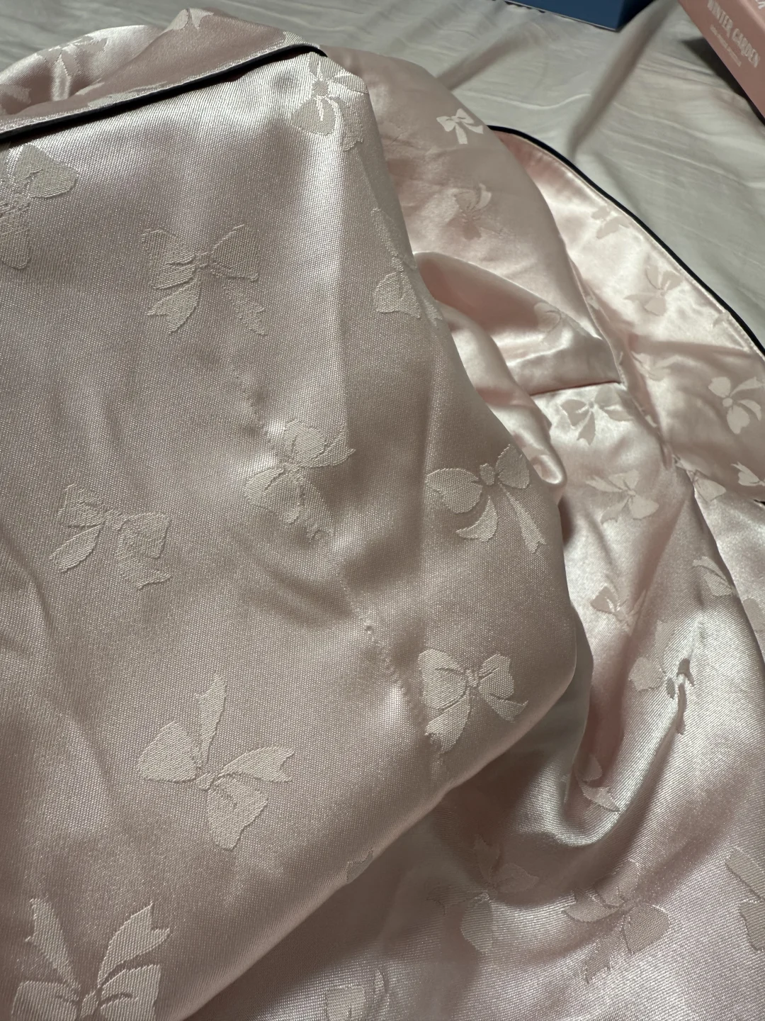 维秘月光绸睡衣对比测评