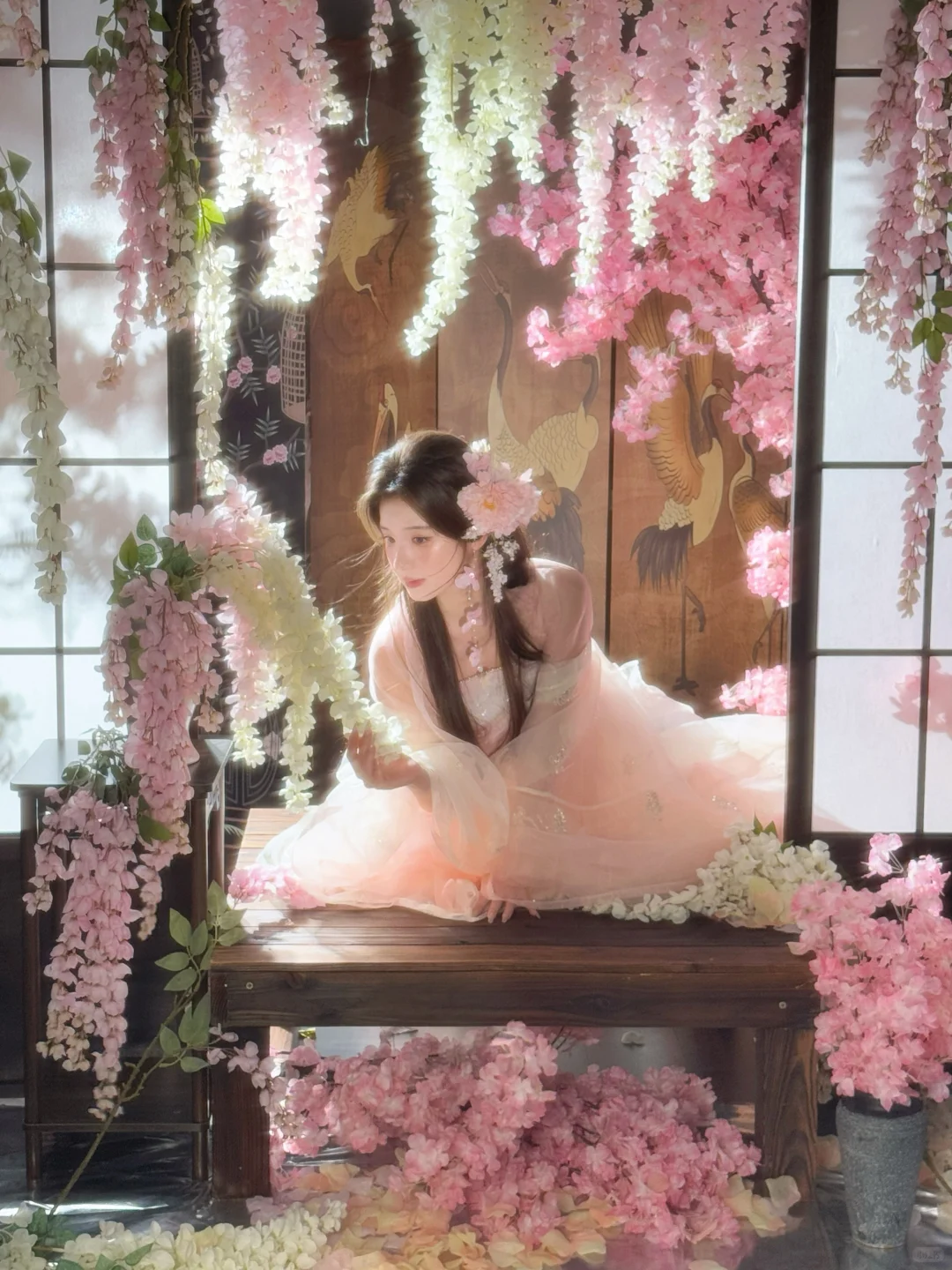 live🌸|“粉裳裁云楼,珠绣缀琼枝”