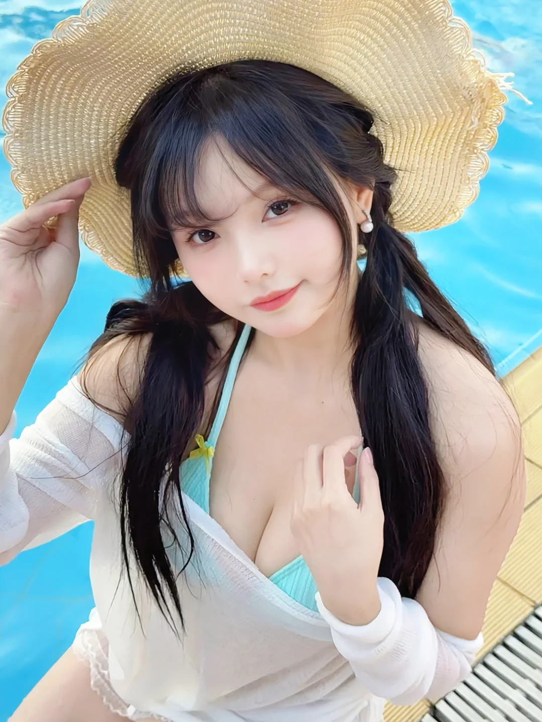 想一直泡在泳池的夏天🫐