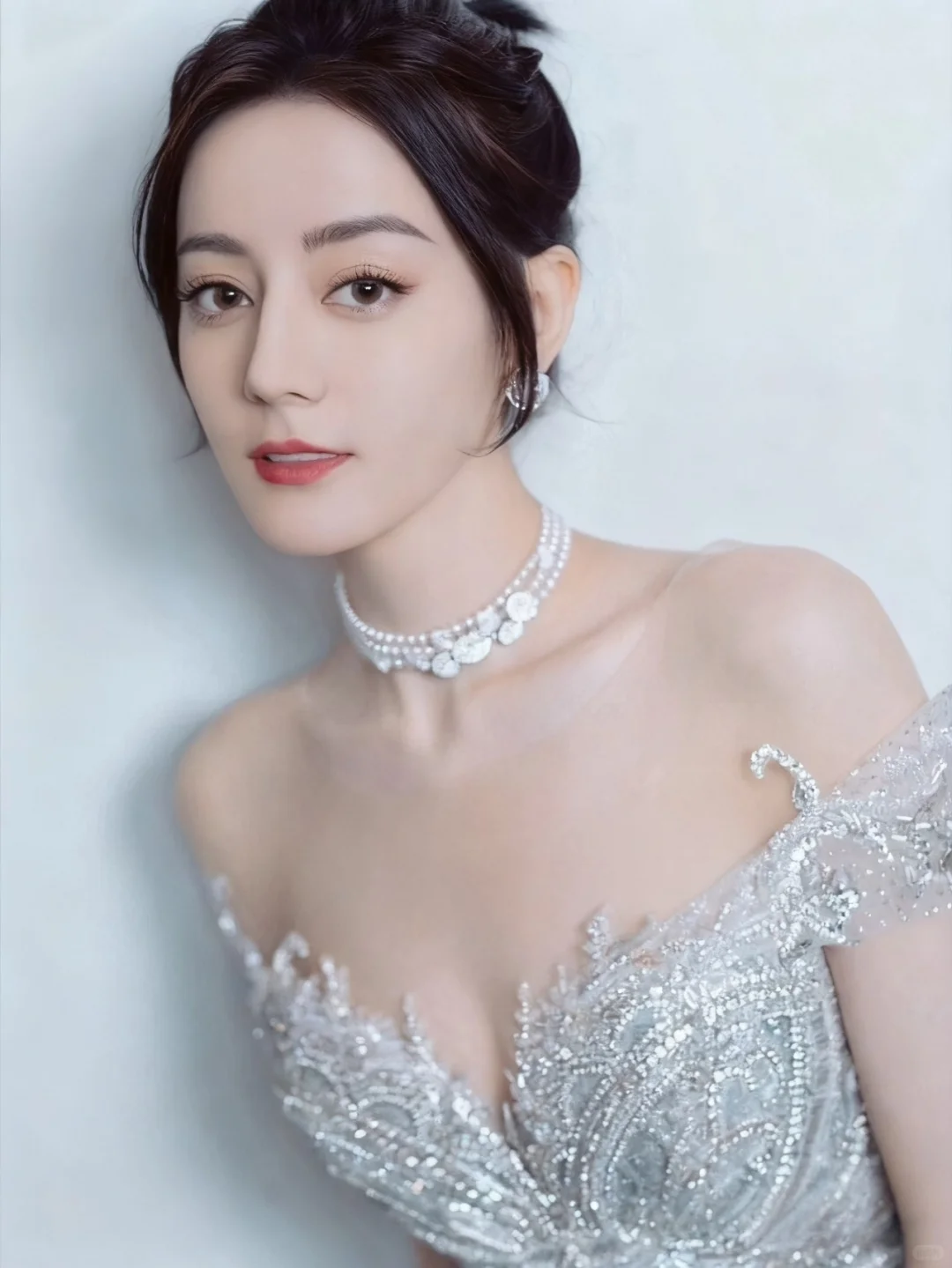 迪丽热巴这颜值不知道将来会便宜了哪个小子