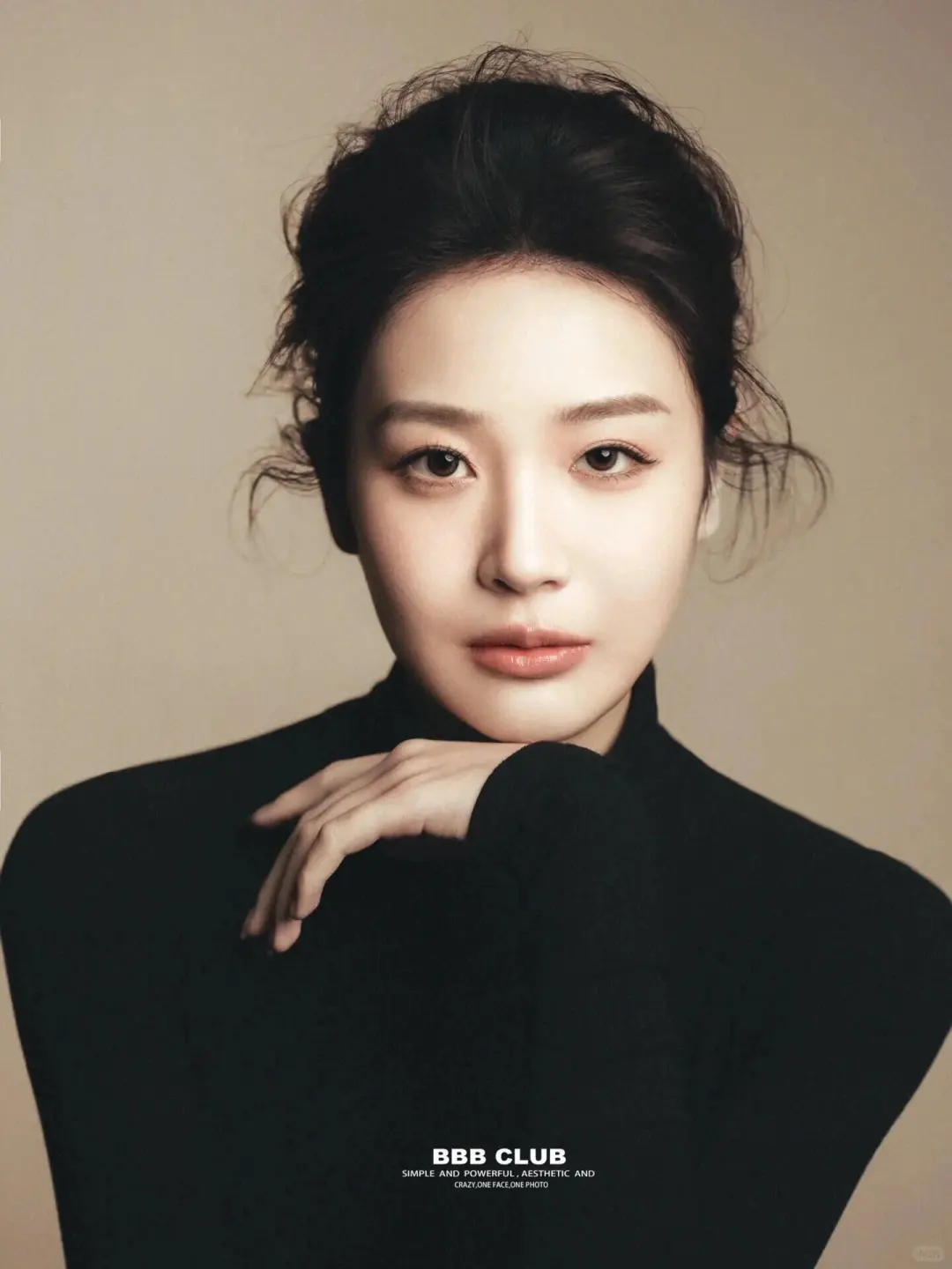 优雅且大气、知性且温柔|知性美纯欲肖像