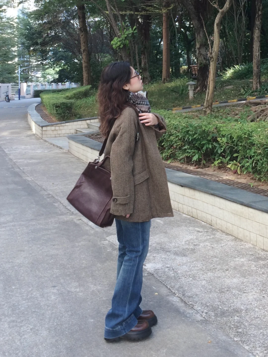发现小个子真的适合复古文艺随性感书呆子风